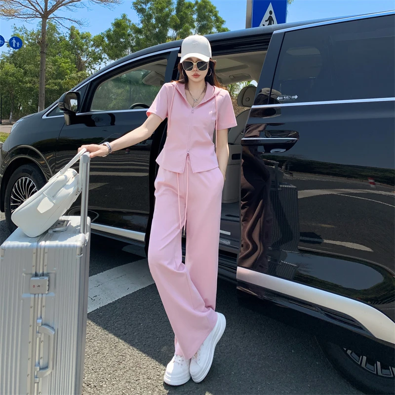 休闲运动套装女2025夏新款时尚洋气修身连帽拉链短袖阔腿裤两件套