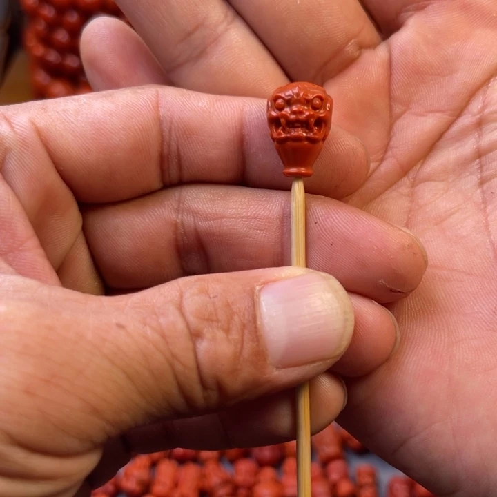 善***师未镶嵌川料瓦西精工貔貅三通南红玛瑙