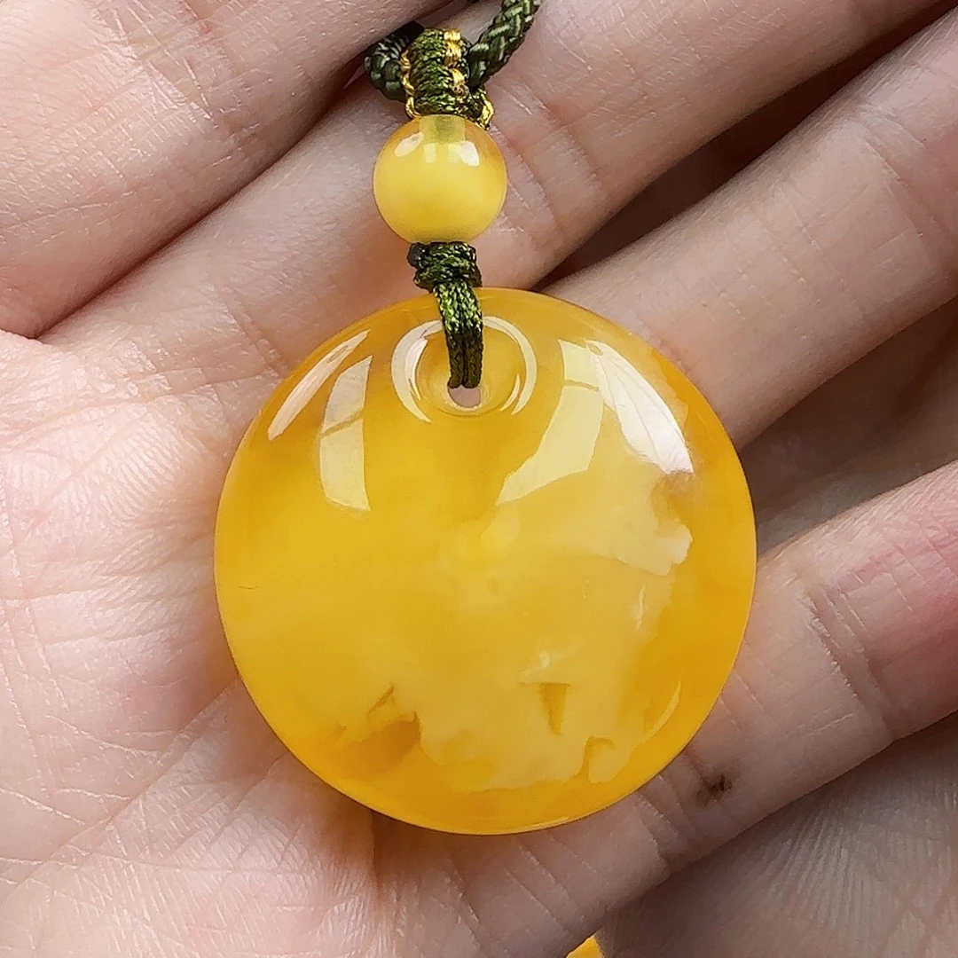 蜜蜡未镶嵌珠宝奇石