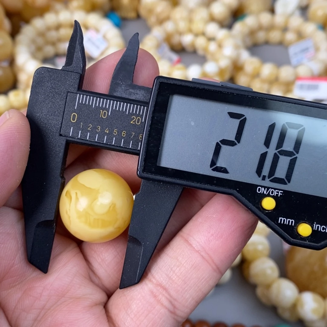 蜜蜡未镶嵌珠宝奇石5.8g