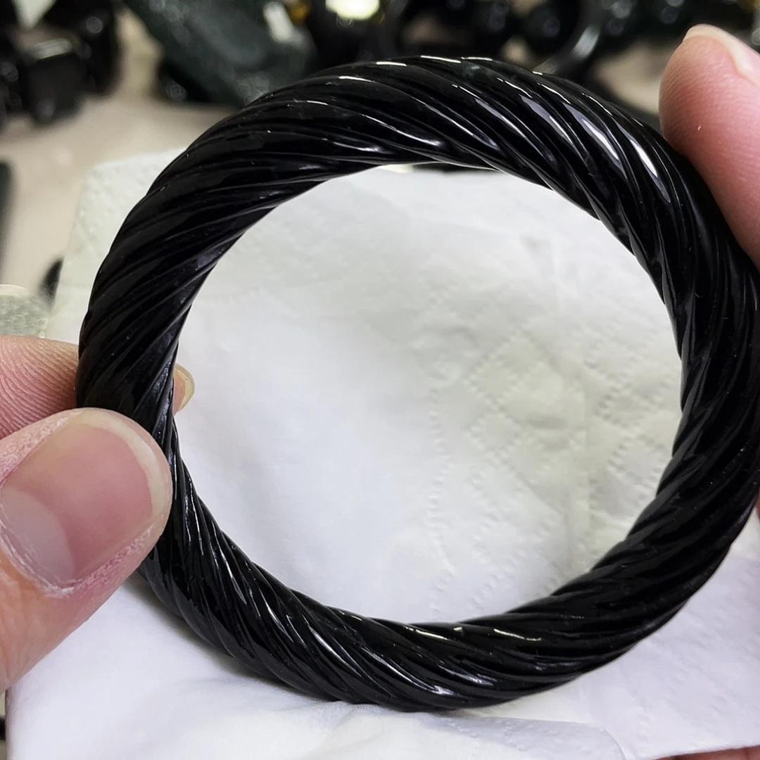 翡翠未镶嵌颈饰翡翠57