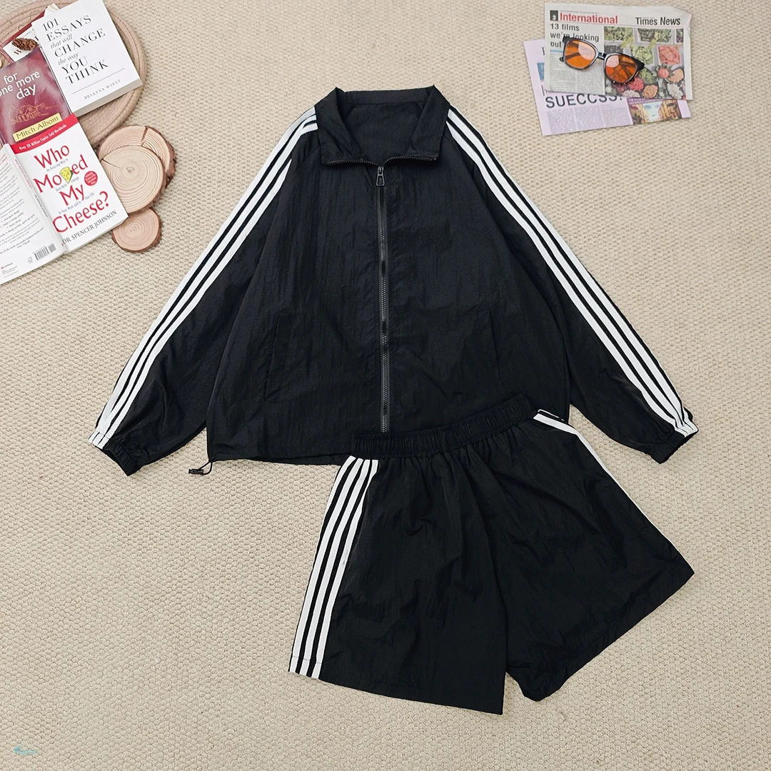 2025夏季新款休闲潮牌纯色条纹风衣长袖外套短裤套装2656
