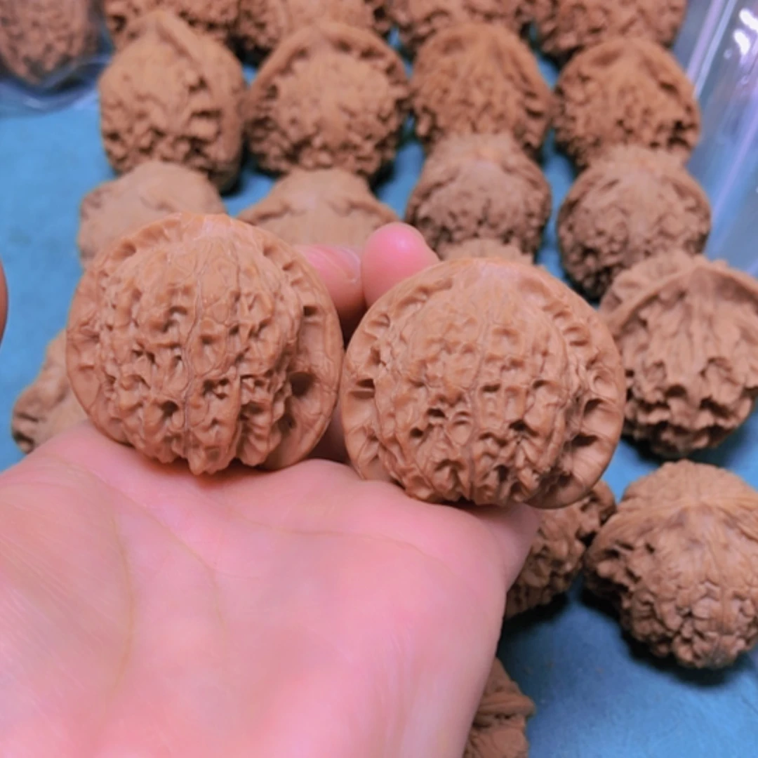 【闪购商品】摆件核桃38血麒麟修尖