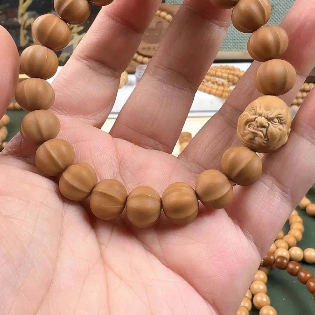 猴头核桃手串z**m全品鲨鱼背