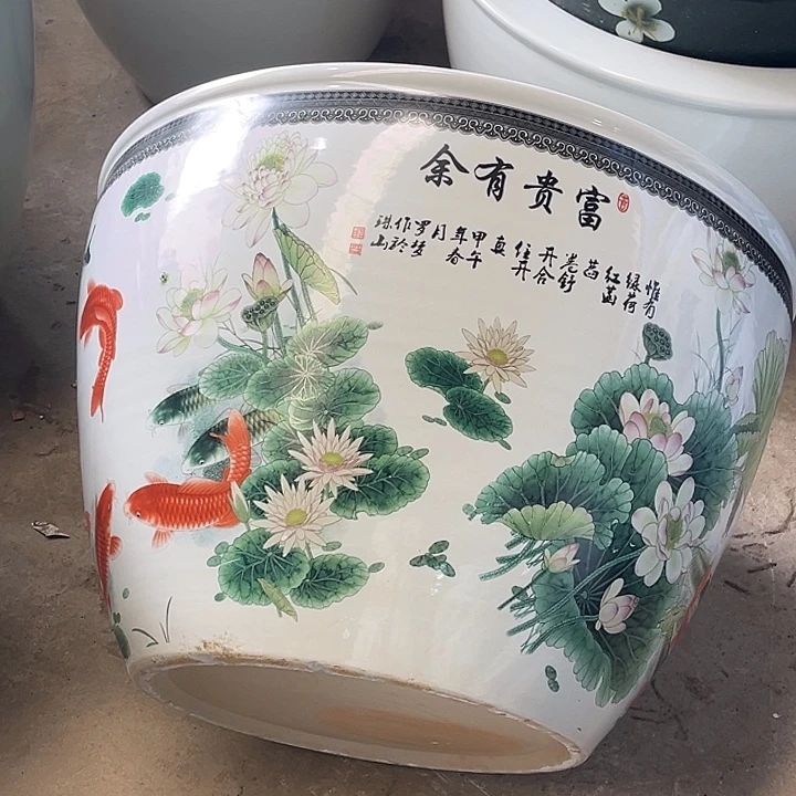 嗯***！景德镇陶瓷鱼缸艺术