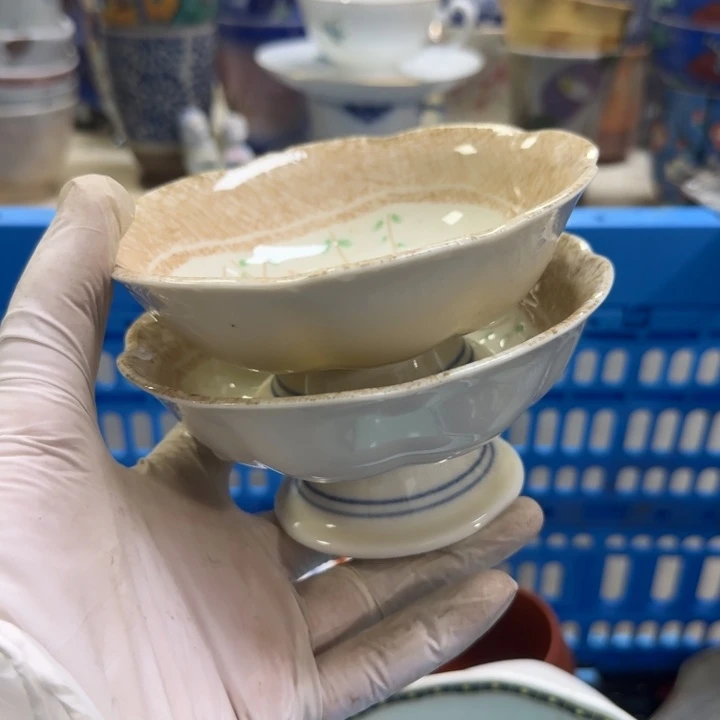 瓷片?****厅开播啦…开播啦！