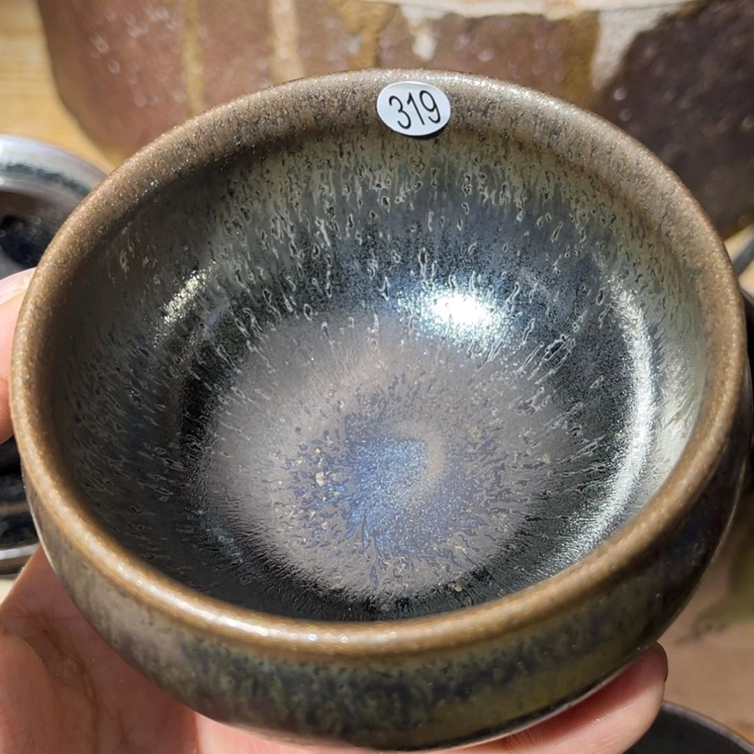 茶盏义兴龙窑坚持真柴烧