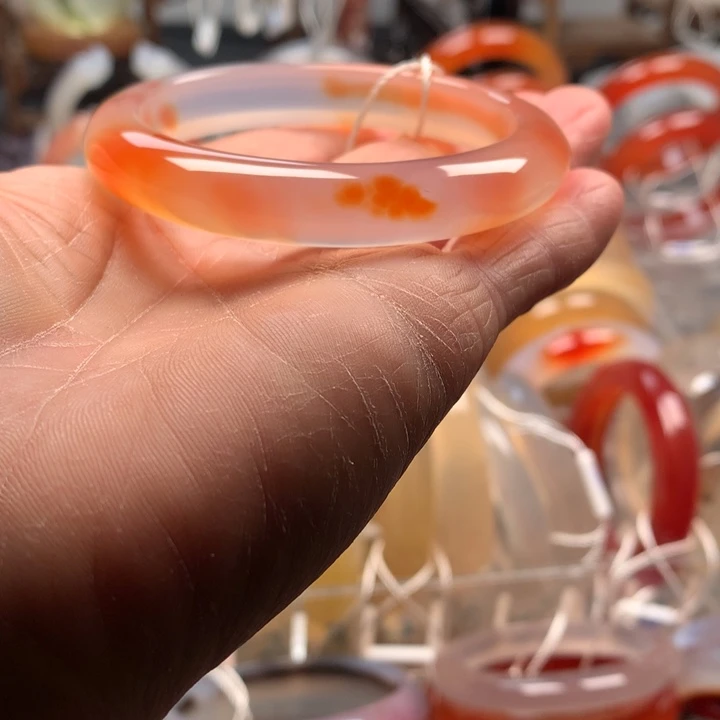 玛瑙/玉髓未镶嵌手镯