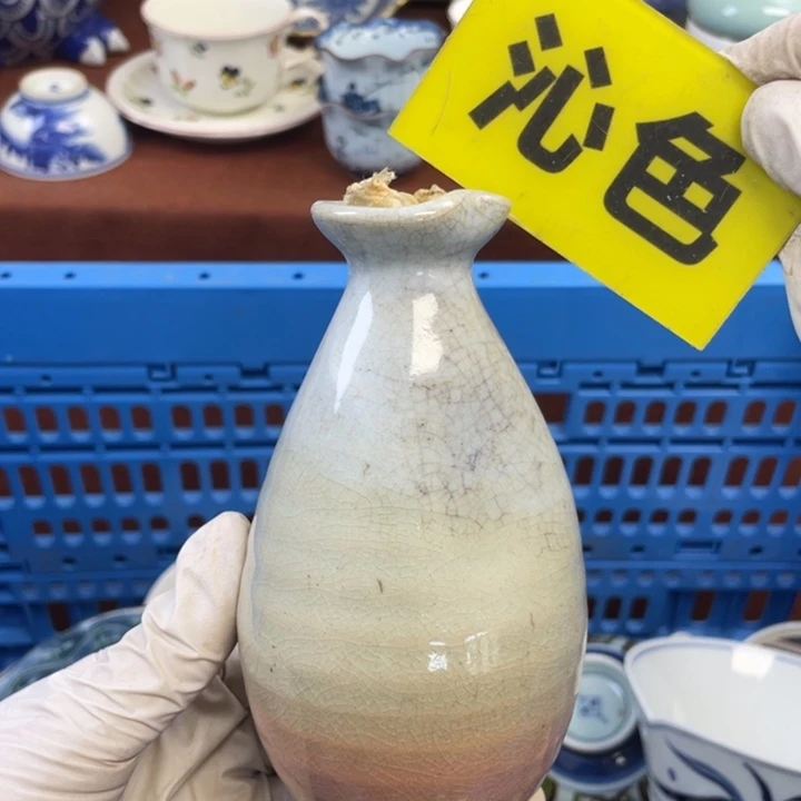 他家瓷器真美…开播了