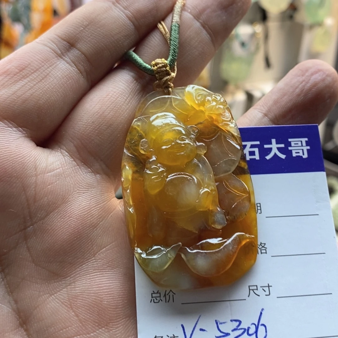 果***圆未镶嵌蛇纹石玉颈饰