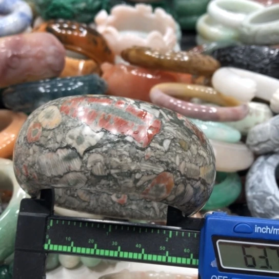 未镶嵌石英质玉珠宝半成品15
