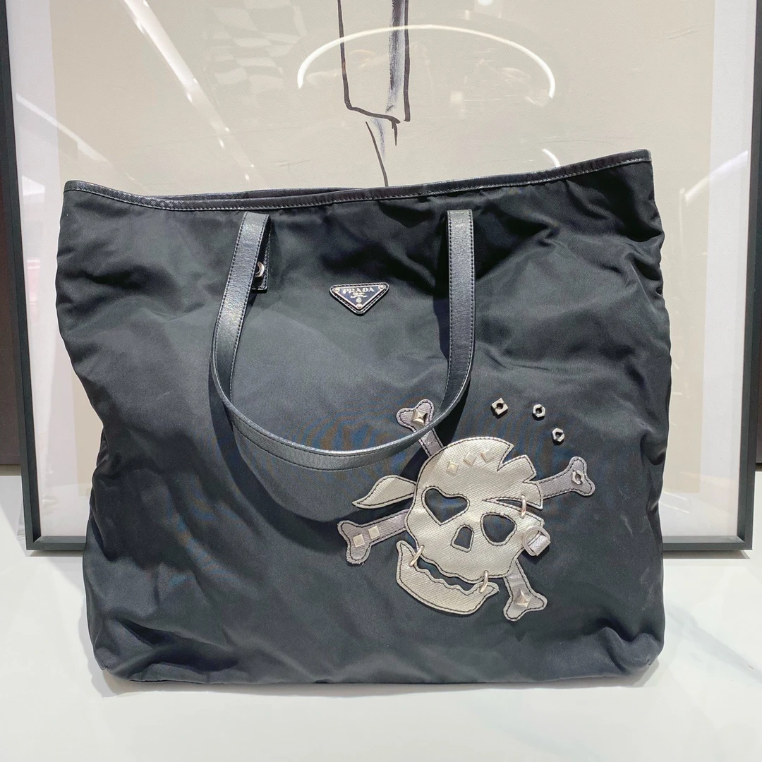 99新 Prada/普拉达 普拉达 骷髅托特 14114