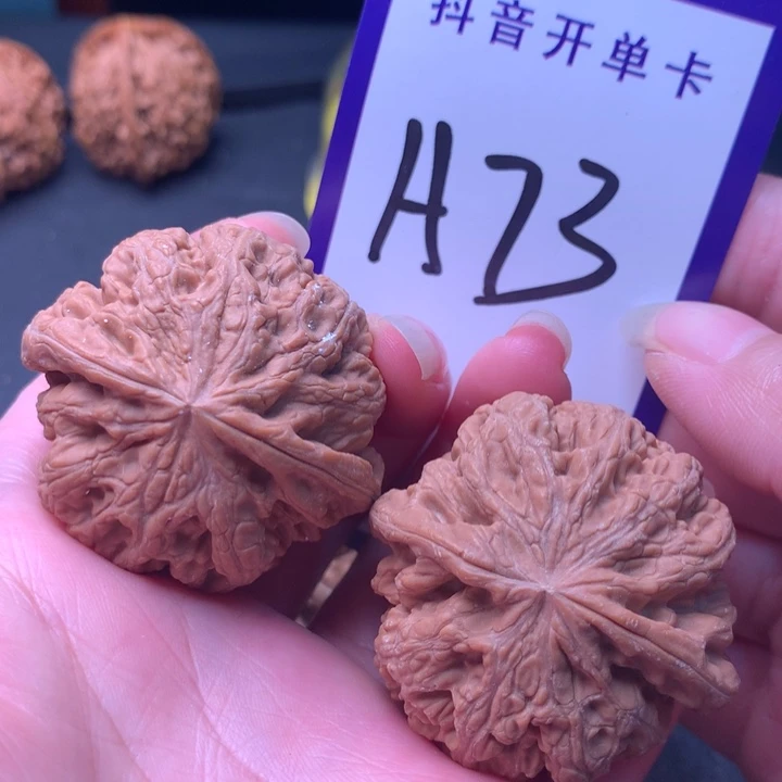 吊坠文玩核桃粗筋