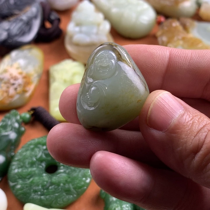 未镶嵌和田玉挂件