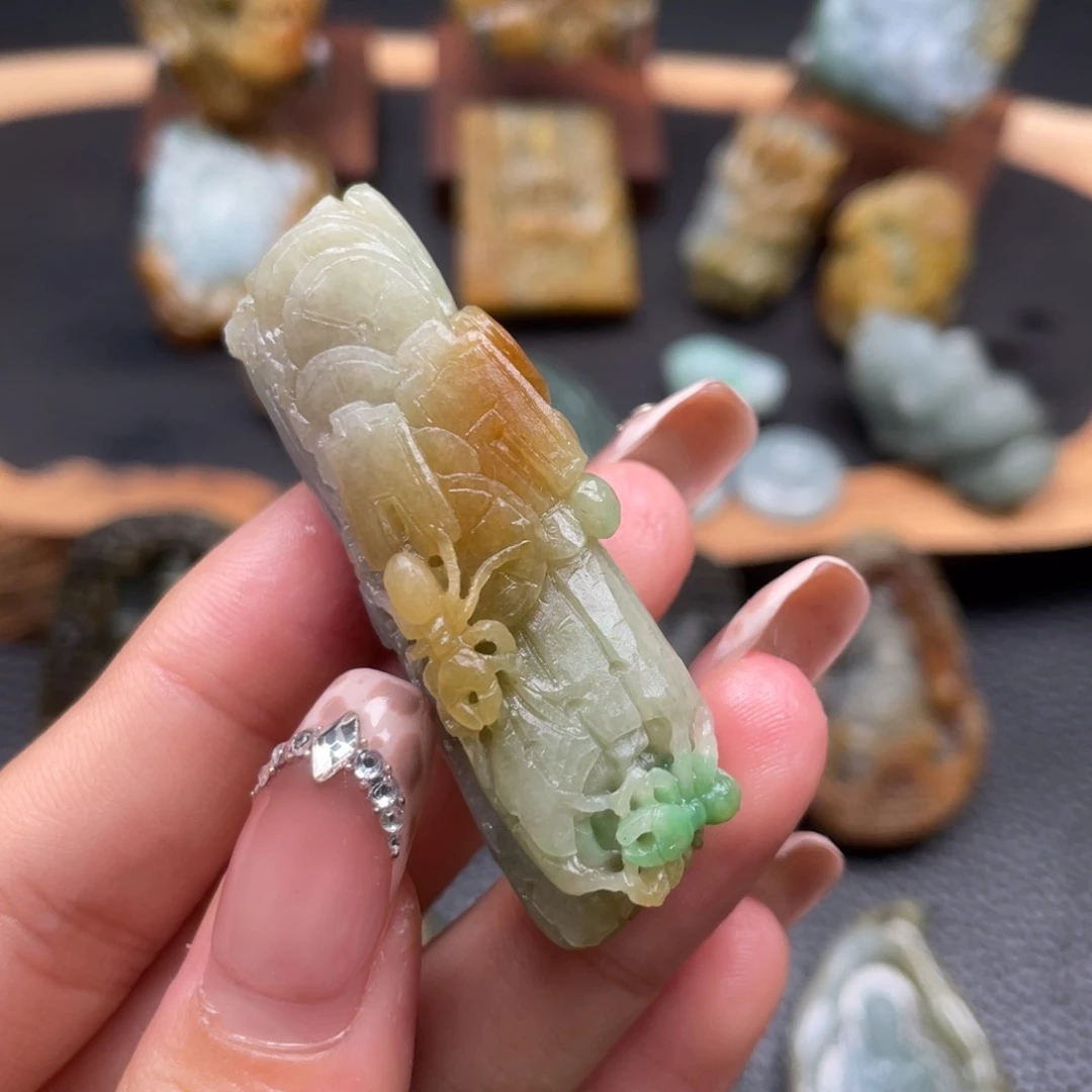 定制翡翠未镶嵌翡翠