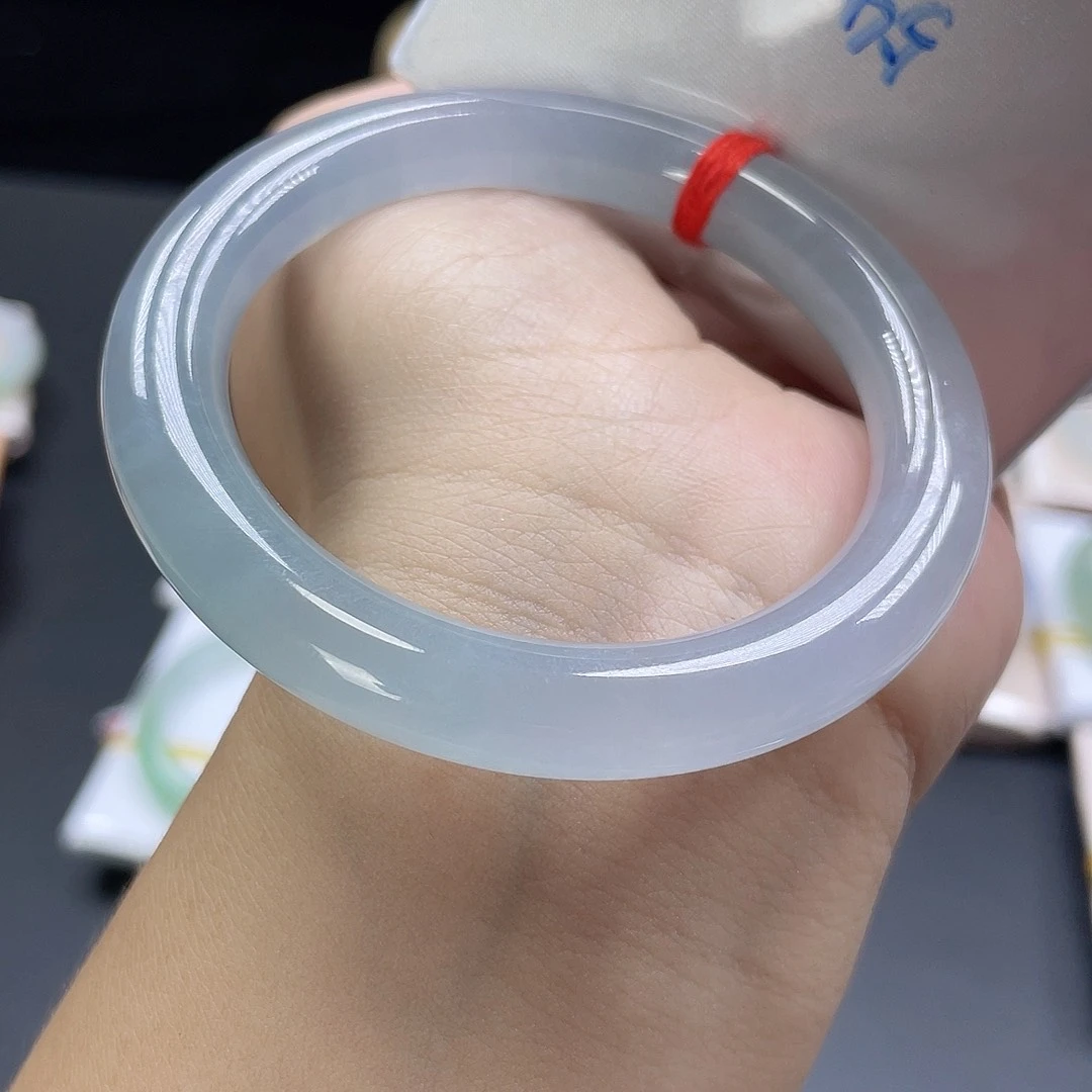 翡翠手镯未镶嵌18号