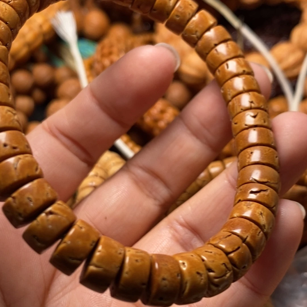 猴头核桃吊坠文玩