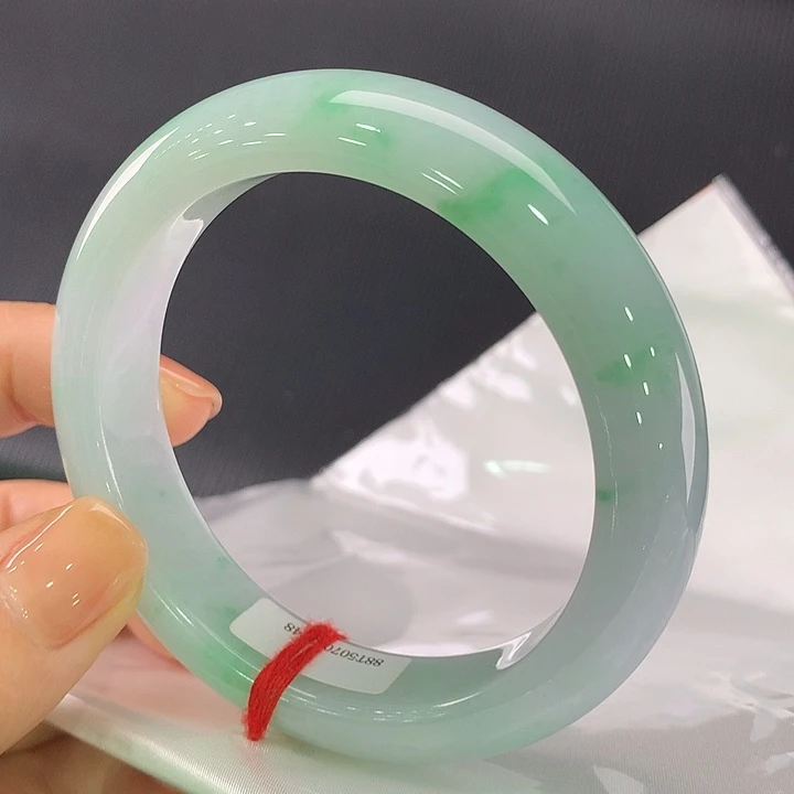 翡翠未镶嵌手镯正圈55-56