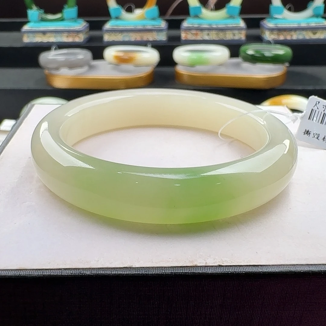 未镶嵌手镯和田玉54.3