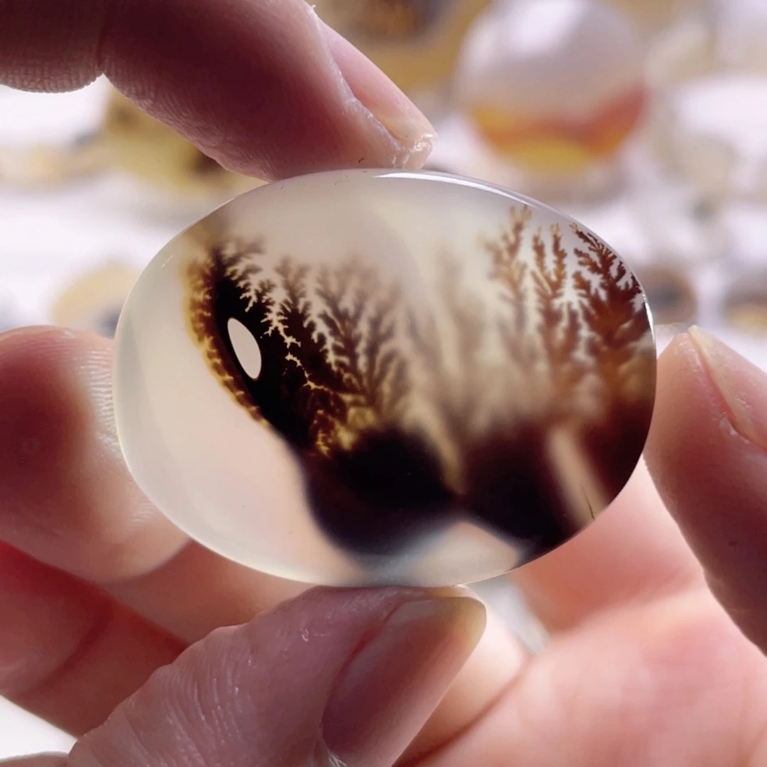 玛瑙/玉髓未镶嵌珠宝奇石