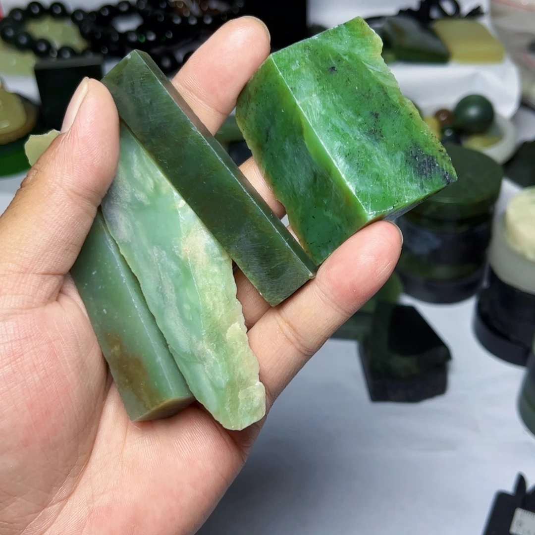 和田玉未镶嵌珠宝半成品