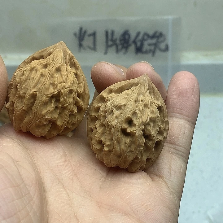 吊坠文玩核桃32文山