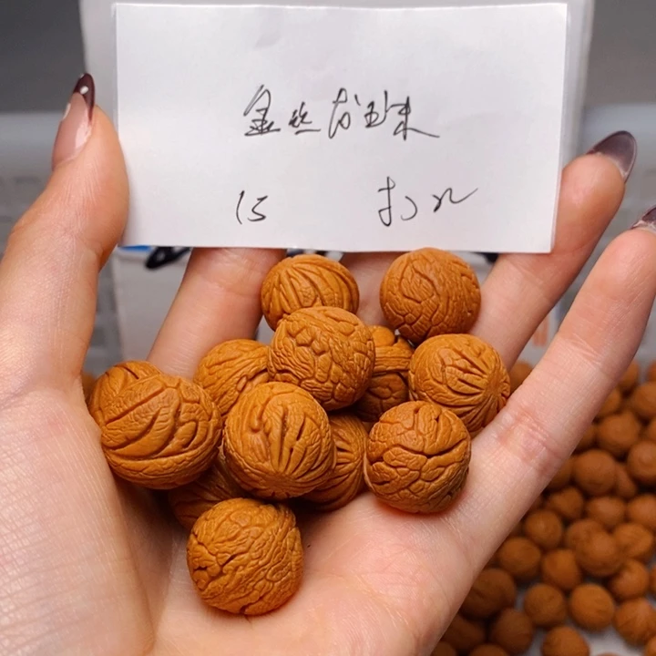 手串桃核17mm左右金丝龙珠15颗（打孔）