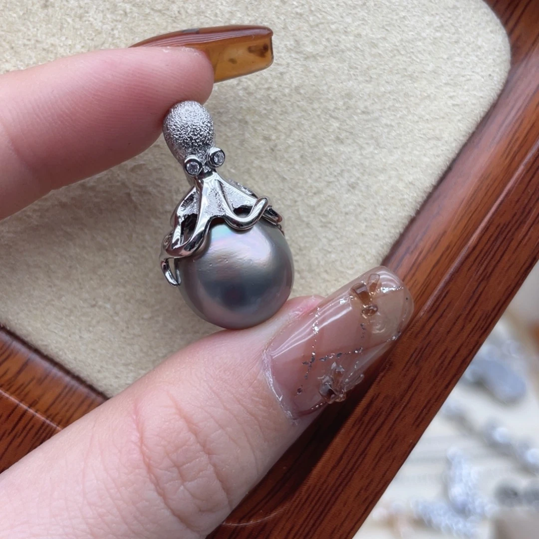 颈饰银S925镶嵌海水珍珠E97