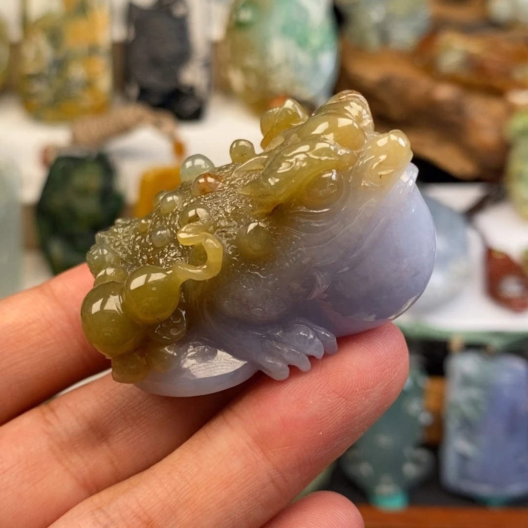 颈饰未镶嵌翡翠缅甸天然翡翠金蟾
