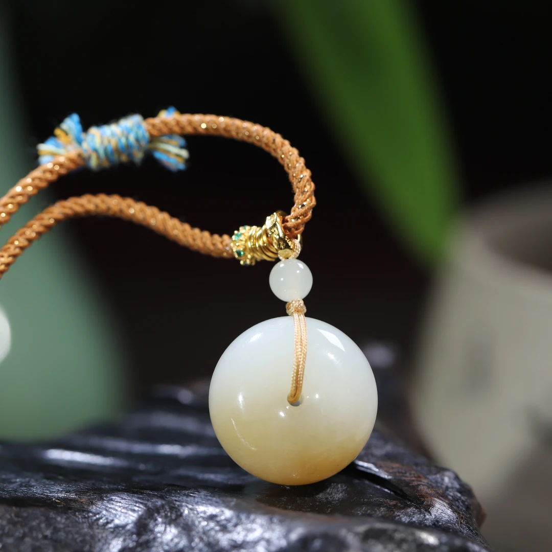 觅棠 | 汪氏精品 和田玉且末糖料半山水平安扣 SP-W7