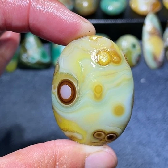 【闪购商品】未镶嵌玛瑙/玉髓珠宝奇石