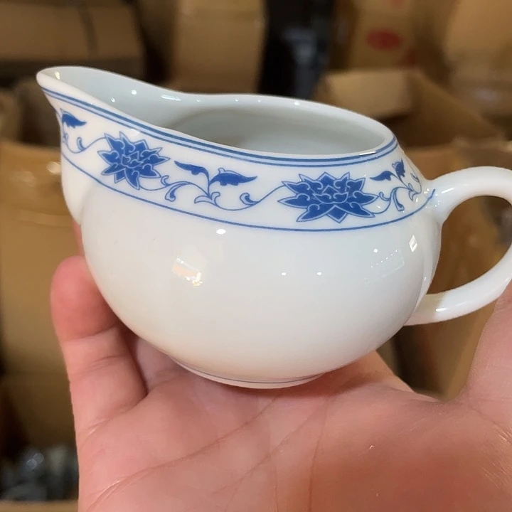 摆件景德镇现代陶瓷用品