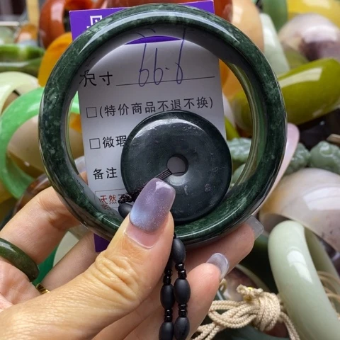 未镶嵌蛇纹石玉手镯