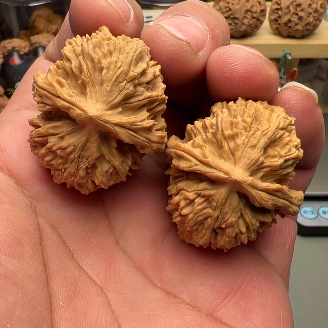 吊坠文玩核桃35尺全品皇冠