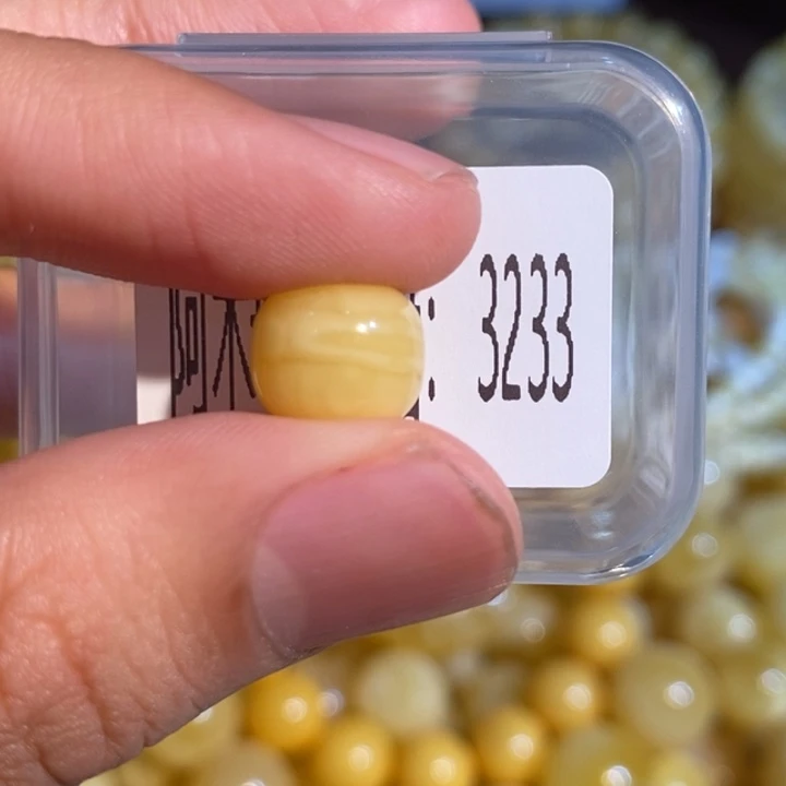 琥珀未镶嵌珠宝奇石3233