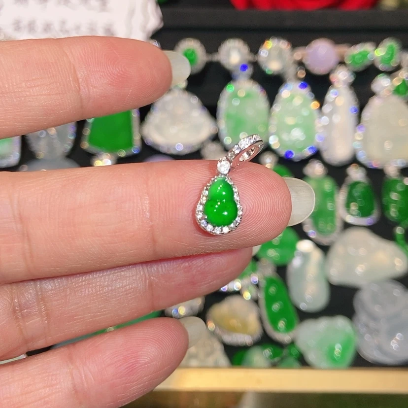 【闪购商品】颈饰未镶嵌翡翠天然翡翠