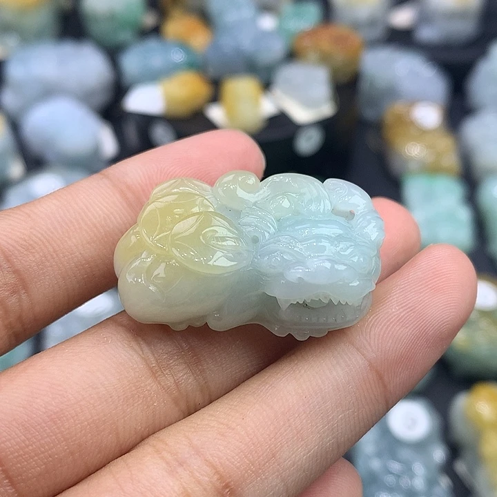 翡翠未镶嵌颈饰天然缅甸翡翠