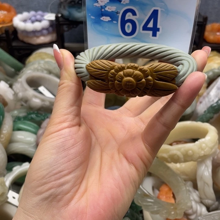 石英岩玉未镶嵌手镯