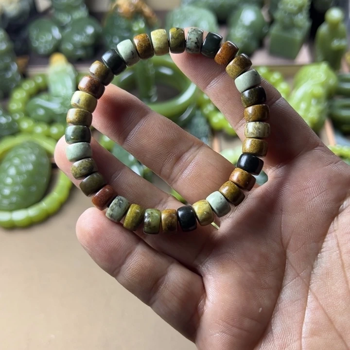 岫岩河磨玉（透闪石质玉）未镶嵌挂件