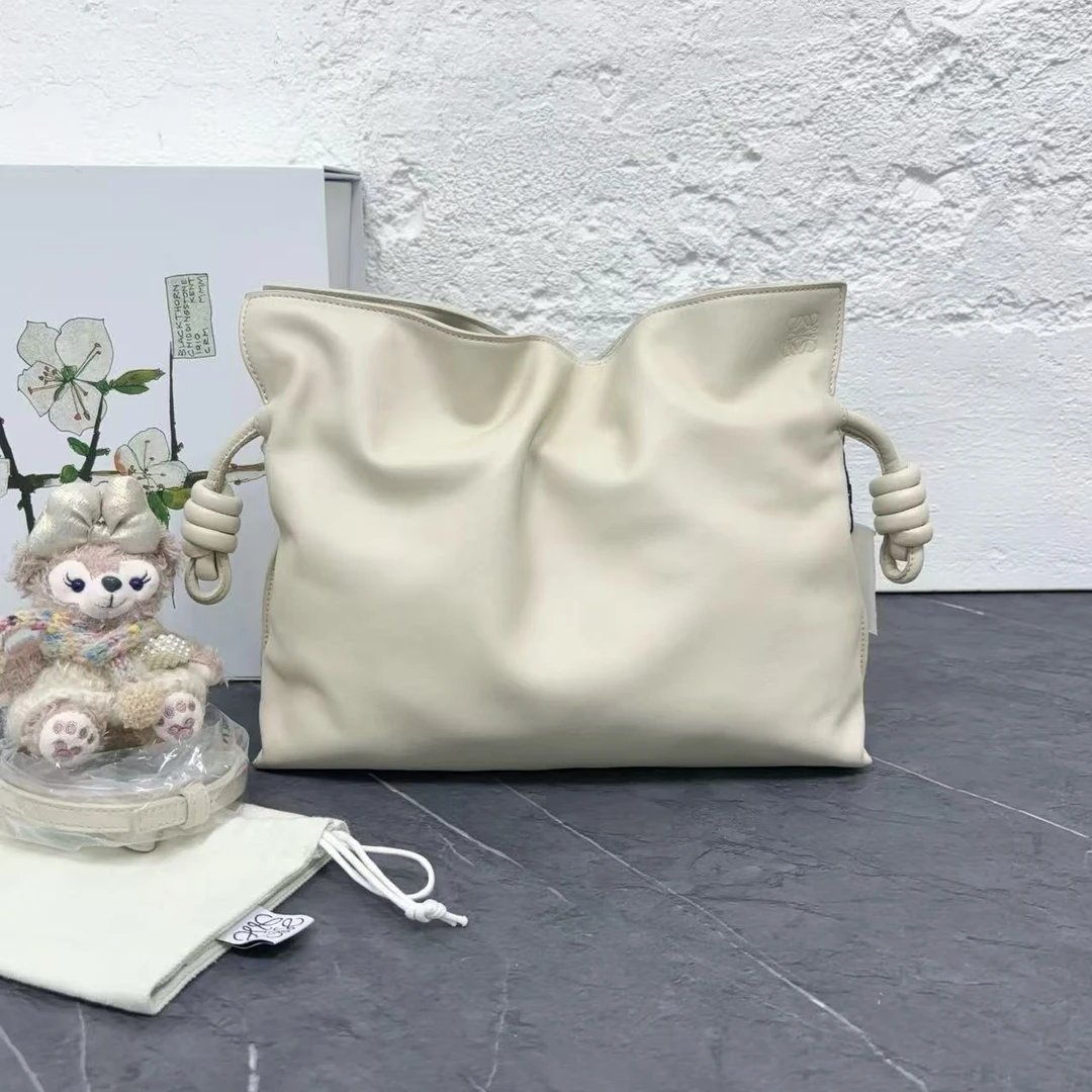 95新 LOEWE/罗意威 白色单肩包/非真假不退补不换