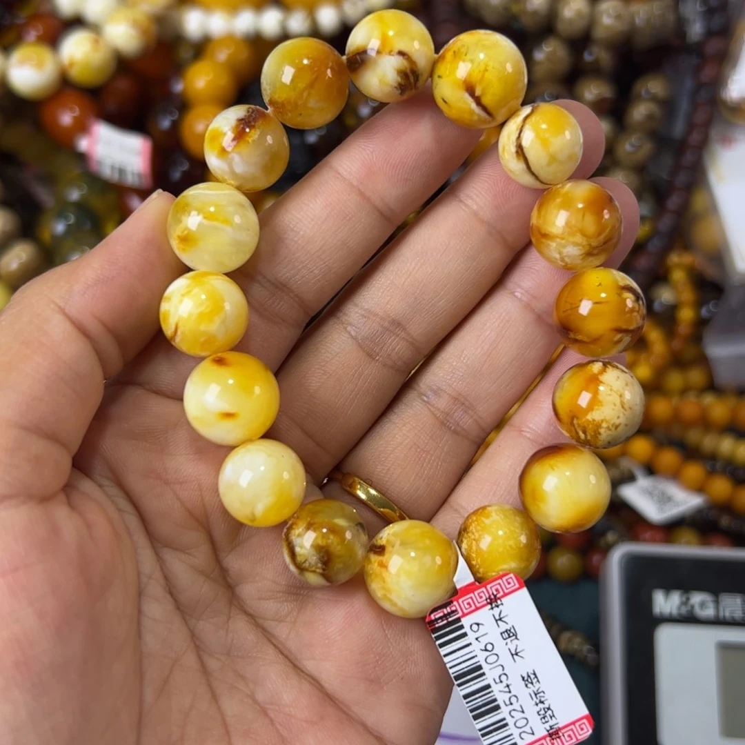 未镶嵌琥珀珠宝奇石813