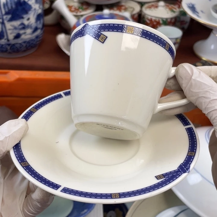 陶他家瓷器真美…开播了