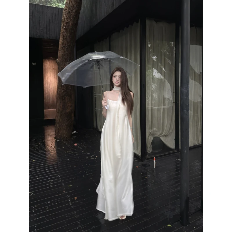 清冷气质宽松显瘦长款吊带裙子女装2025新款法式高级感连衣裙夏季