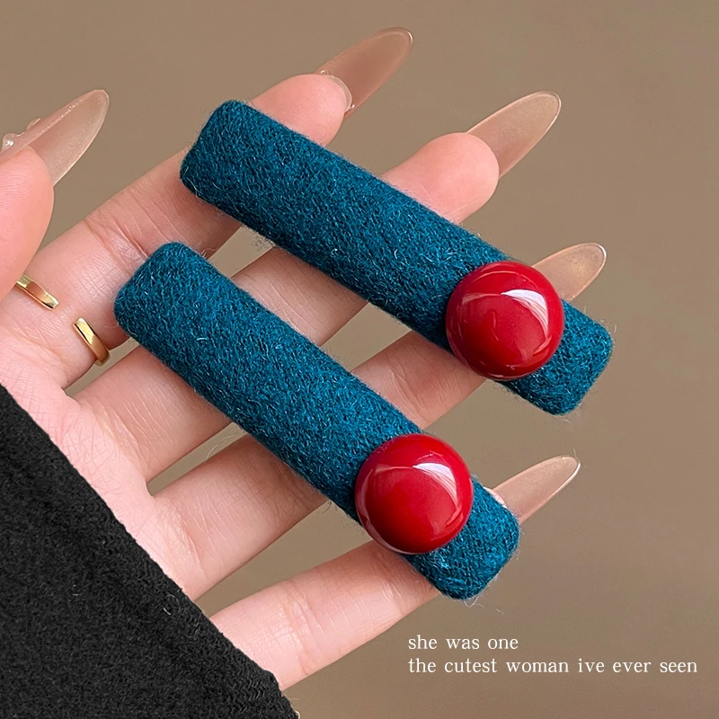 高级感红蓝撞色珠珠发夹女2024新款前额刘海bb夹子头饰后脑勺发卡