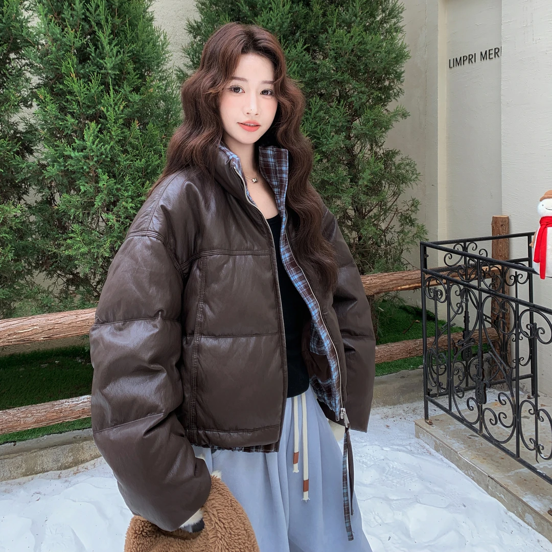 咖色复古格纹拼接蛋白皮羽绒服女2025冬新款设计感白鸭绒皮衣外套