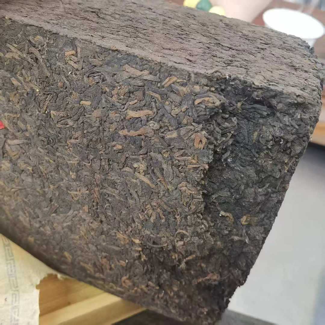 2007年永兴得天独厚老班章砖普洱熟茶100克/份