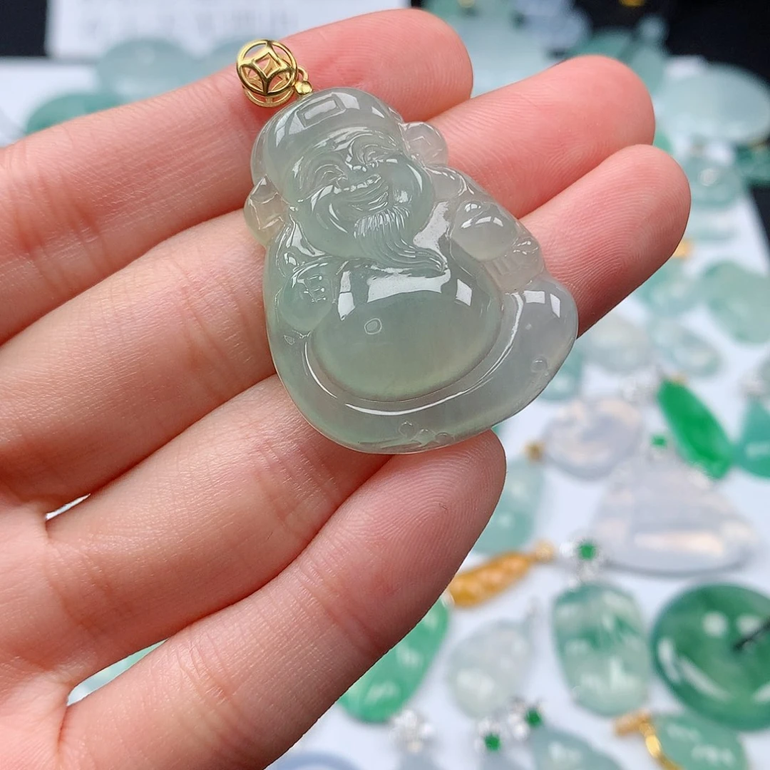翡翠颈饰18K金镶嵌天然翡翠
