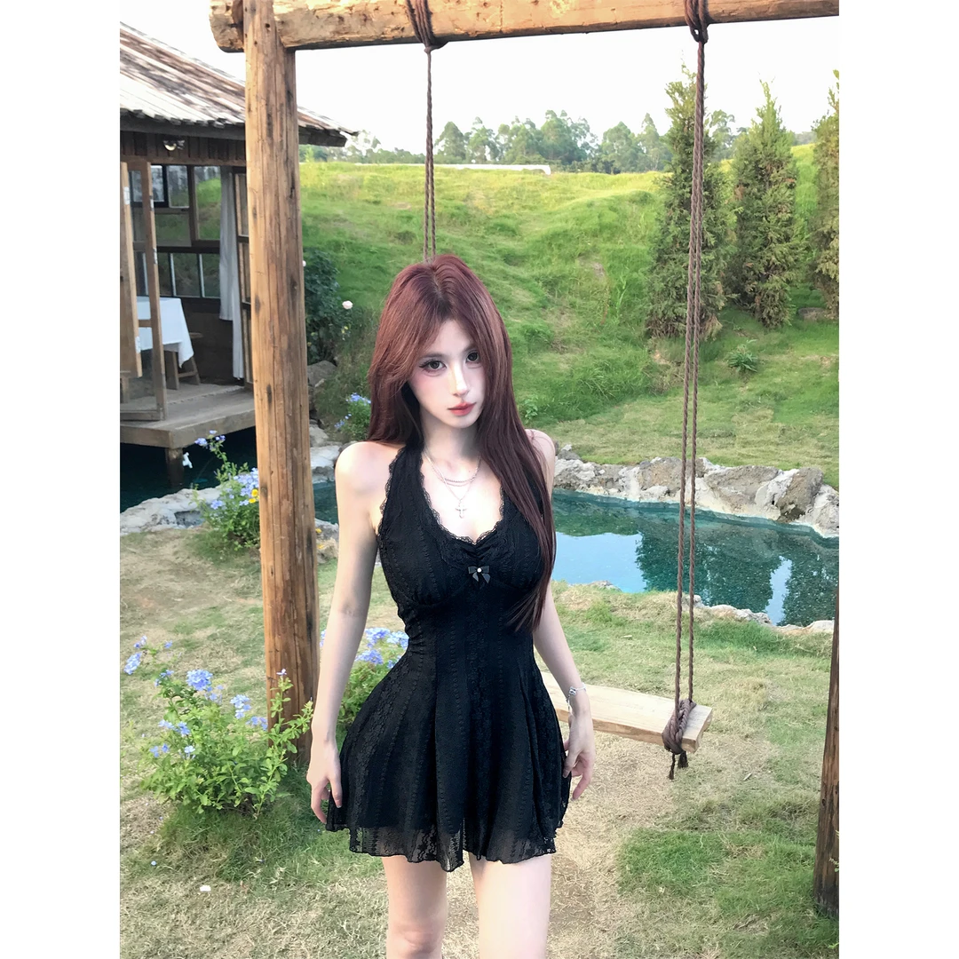 Mejiu蜜九【哥特密语】纯欲设计蕾丝吊带连衣裙女短裙子