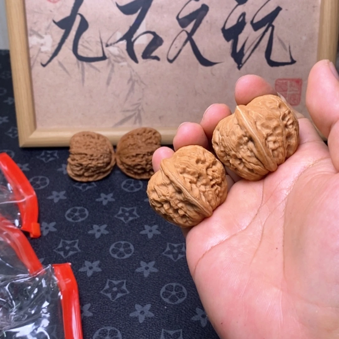 *****吊坠文玩核桃元宝