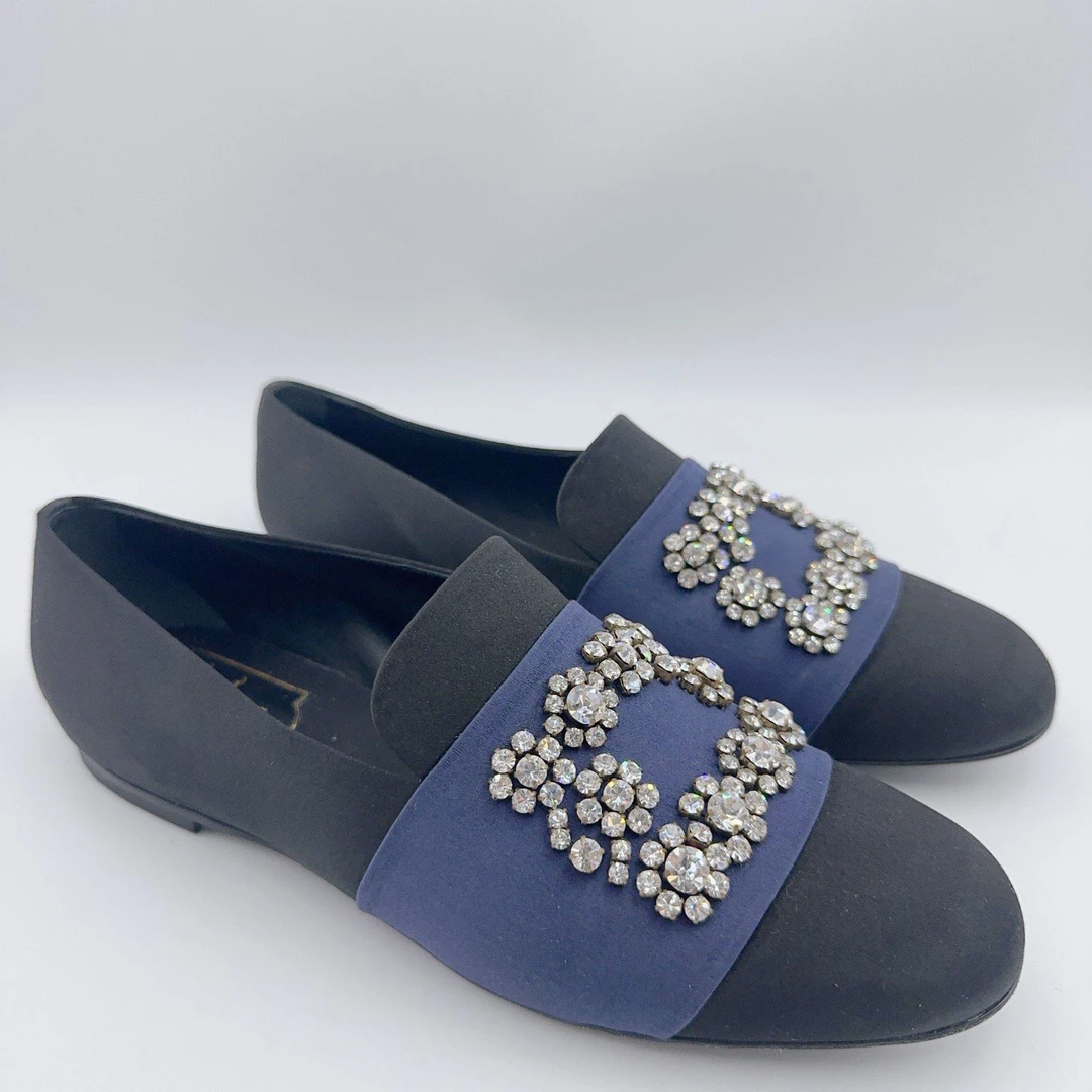 99新 Roger Vivier/罗杰·维威耶 36.5码/水花钻乐福鞋/01710
